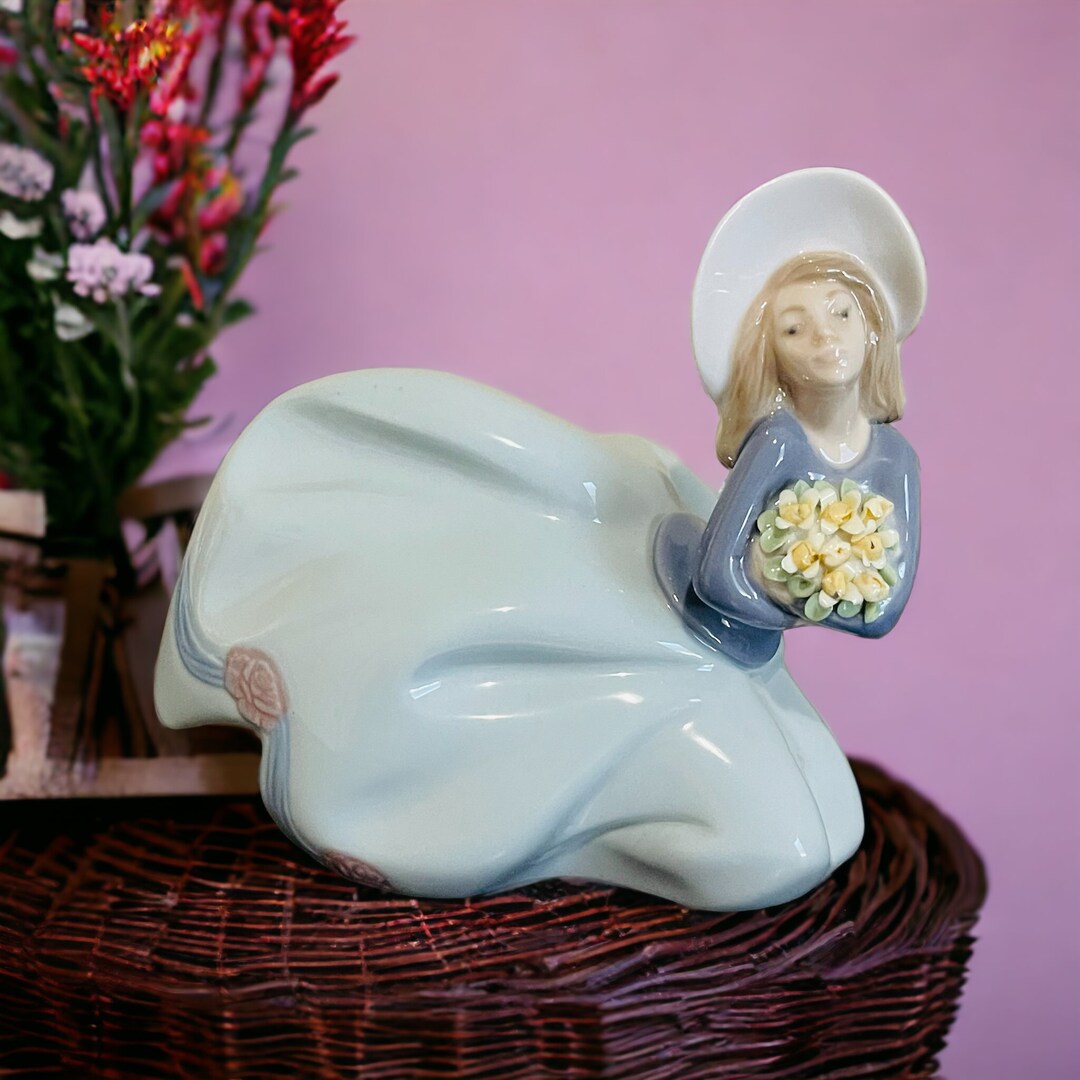 置物 LLADRO Lladro Garden Treasures Figurine #01005591, Daisa 1988 - Etsy Canada