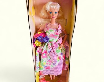 Barbie-Spring Petals Barbie Avon Exclusive Edition 2nd in Series #16746, Mattel 1996