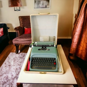 Olivetti-Underwood Studio 44 Typewriter With Original Case and Cleaning Kit, 1952