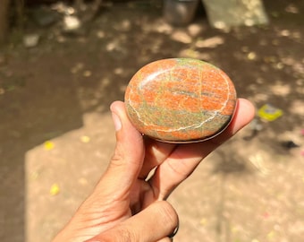 Unakite Palm Stone – Tumbled Crystal for Heart Chakra Healing