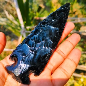 Large Black Obsidian Arrowhead – Natural  Handcrafted Lava Blade | Agate Arrowhead for Protection & Decor | Obsidian Spearhead Stone