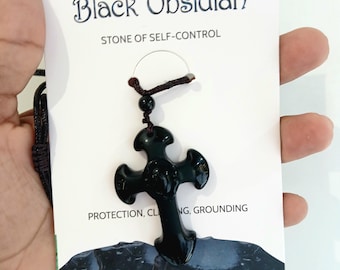 Collier pendentif croix en obsidienne noire : amulette de protection naturelle