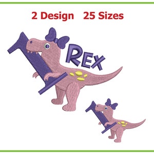Pode incluir: Desenho bordado de um dinossauro rosa segurando um número um roxo com um laço na cabeça. O dinossauro é etiquetado como "Rex".