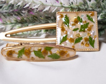Handmade Dried Flower Resin hair clip comes in two styles, Real flower Hair Clip,  Real Dried Flower in Resin