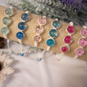 Handmade Real Flowers Pressed In Resin Adjustable String Bracelet, Hand-Woven Rope Chain Bracelet For Natural Lover