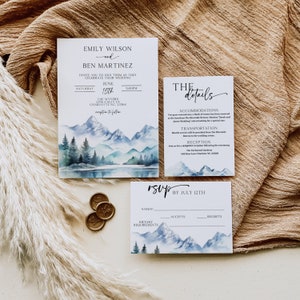 Modèle d’invitation de mariage de montagne, suite d’invitation de mariage de pin de forêt boisée, carte de détails de sauge rustique