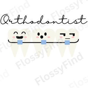 Puede incluir: Tres dientes de dibujos animados con brackets, sonriendo, sorprendidos y frunciendo el ceño. El texto "Orthodontist" está escrito sobre los dientes.