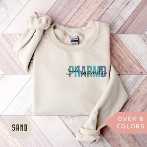 Personalisiertes PHARMD Sweatshirt, individuelles PharmD Shirt, Pharmd Geschenk, Doktor der Apotheke Rundhalsausschnitt, Apotheker Pullover, Pullover, Apotheke Geschenk