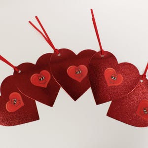 Tags pour la Saint-Valentin avec motif lenticulaire