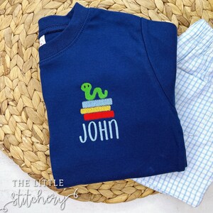 Camisa con monograma para la vuelta al cole / Conjunto preescolar para niño / Camiseta mini ratón de biblioteca para niño / Idea de conjunto personalizado para niño pequeño / Primer día de clases /