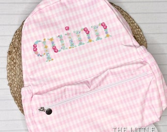 Gepersonaliseerde geborduurde rugzak: boekentas roze gingham