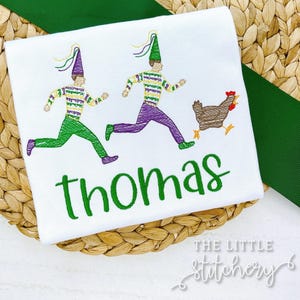 Camisa bordada personalizada Mardi Gras Chicken Chase