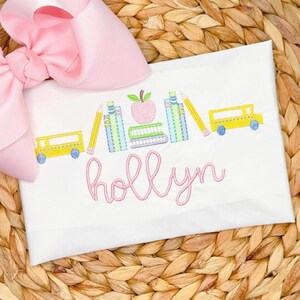 Schule Mini besticktes Shirt | Mädchen T-Shirt mit Monogramm | Zurück zu Schule Outfit | Kleinkind Mädchen Erster Schultag | Trefft den Lehrer