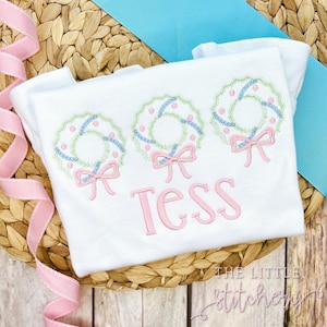 Kranz-Trio-Shirt: Mädchen-Monogramm-Urlaubs-Outfit