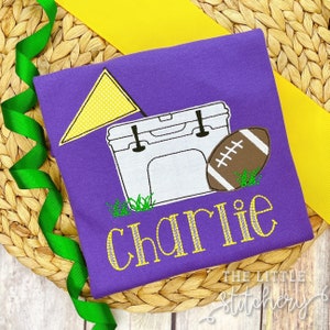 Maglietta con applicazione Football and Cooler / Attrezzatura per tifosi viola e oro / Maglietta da football della Louisiana / Completo da tailgate dei Tigers /
