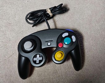 Op maat geschilderde zwart en rood OEM GameCube-controller
