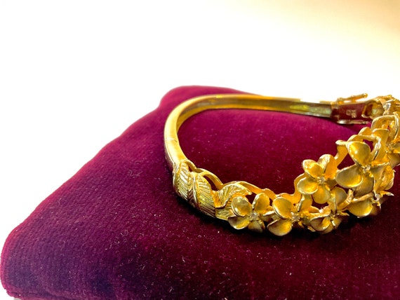 14k Yellow Gold Steven Douglas Floral Bracelet - image 4