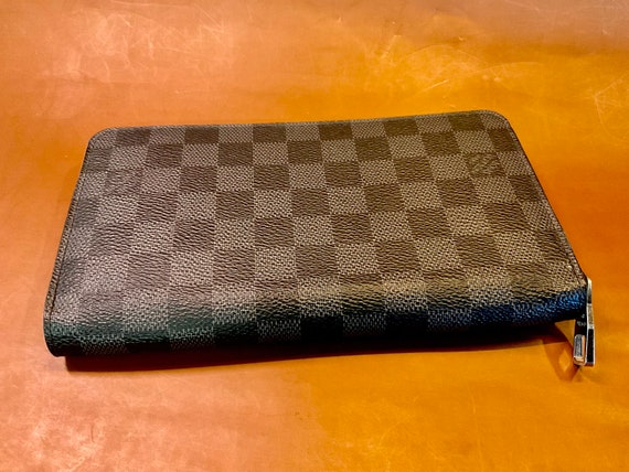Louis Vuitton Damien Checkered Graphite Zippy Wallet W
