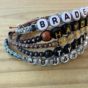 Custom Name Bracelet, Personalized Word Bracelet, Friendship Bracelet Gift, Adjustable Name Bracelet, Beaded Bracelet, Christmas gift