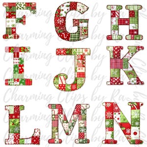 Peut inclure: Un ensemble de lettres en patchwork, de F &agrave; N, en rouge, vert et blanc sur le th&egrave;me de No&euml;l. Les lettres sont compos&eacute;es de carr&eacute;s de tissu avec diff&eacute;rents motifs, notamment du tartan, des flocons de neige, des cannes en sucre et du houx.