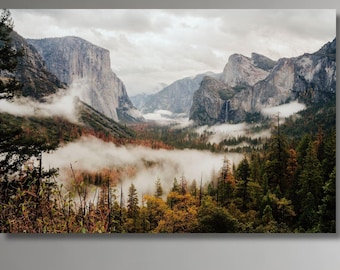 Yosemite National Park Print,Yosemite Valley Mountain print,Foggy Forest decor, Landscape wall art,Yosemite Valley National Park,gift idea