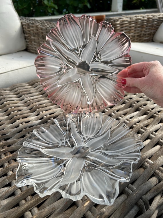 Mikasa | Pink and Clear | Frosted Glass | Small Serving Plate