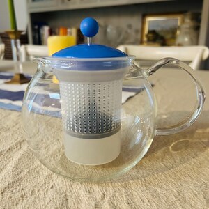 Vintage 1990s Bodum Assam Tea Press | Vibrant Blue Teapot | Danish Design | Heat-Resistant Glass | 1L Capacity | Scandinavian Kitchen Decor image 20
