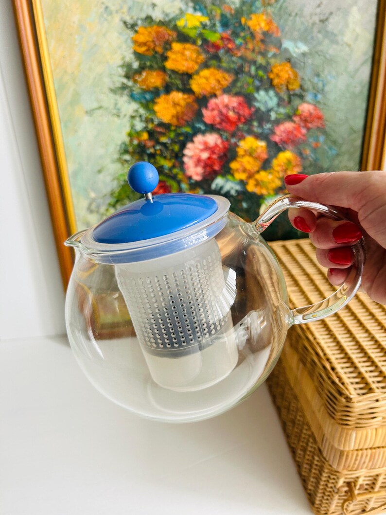 Vintage 1990s Bodum Assam Tea Press | Vibrant Blue Teapot | Danish Design | Heat-Resistant Glass | 1L Capacity | Scandinavian Kitchen Decor image 3