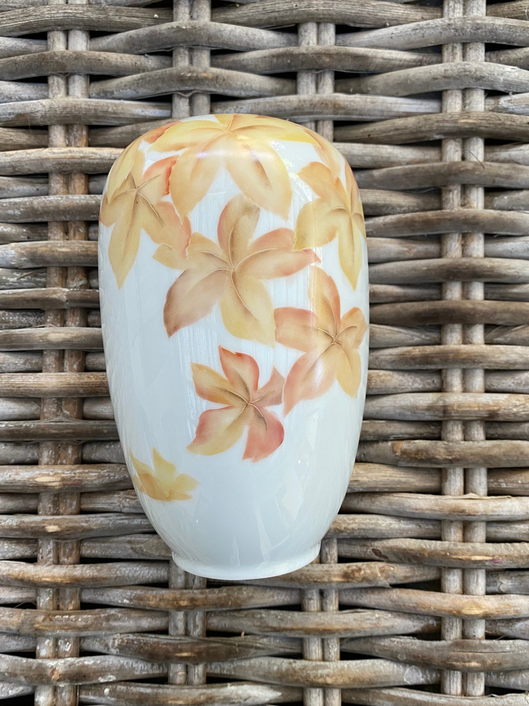 Hutschenreuther | ヴィンテージ花瓶 | 秋の葉模様 | ドイツ製磁器