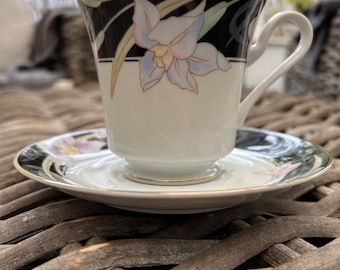Mikasa |  Ausstrahlung | Teetassen | Schwarz |  Fine China |  | Blumenmuster | Hergestellt in Japan | Ersatz | Auslaufmodell