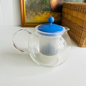 Vintage 1990s Bodum Assam Tea Press | Vibrant Blue Teapot | Danish Design | Heat-Resistant Glass | 1L Capacity | Scandinavian Kitchen Decor image 1