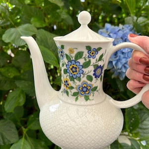 Seltmann Weiden | Annabelle | Coffee Pot | Bavaria | Blue and Yellow Retro Floral | Porcelain | Vintage | 1960s | Germany | Funky design