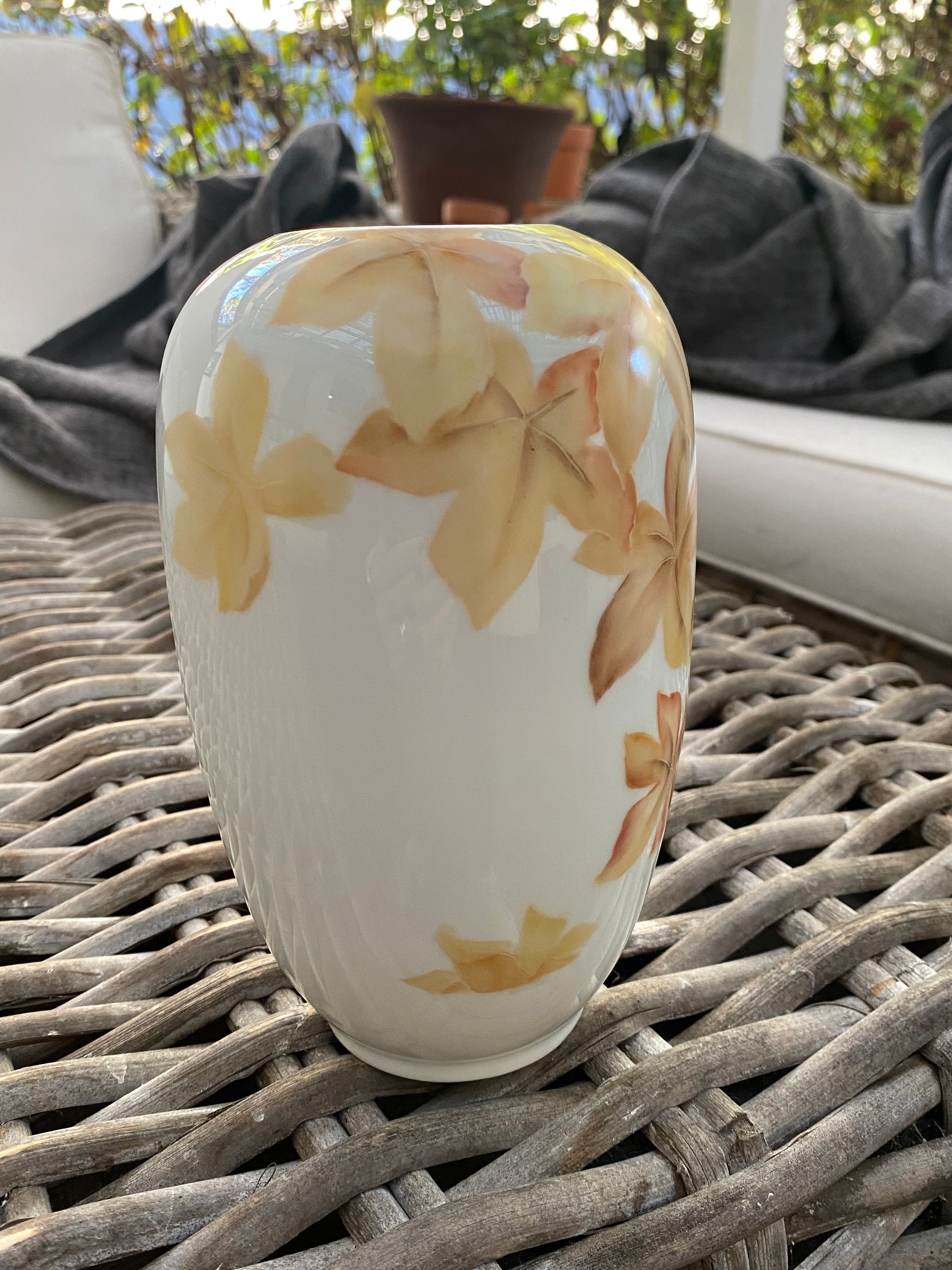 Hutschenreuther | ヴィンテージ花瓶 | 秋の葉模様 | ドイツ製磁器