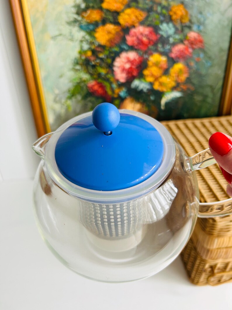 Vintage 1990s Bodum Assam Tea Press | Vibrant Blue Teapot | Danish Design | Heat-Resistant Glass | 1L Capacity | Scandinavian Kitchen Decor image 14