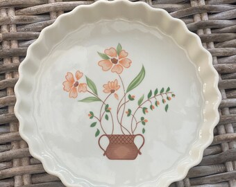 Ruffled Edge Vintage Pie Dish | JMP Marketing Countryside Collection | 1980s Stoneware Floral Design