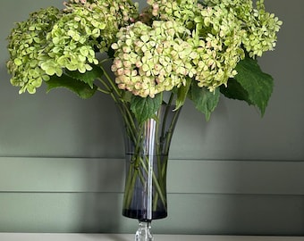 Jarrón de cristal con base de amatista morada de mediados de siglo / Decoración moderna bohemia / Elegancia sencilla / Centro de mesa floral o regalo
