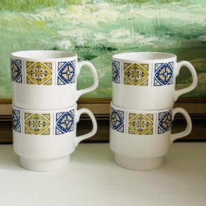 Tazas de café vintage Midas de Staffordshire / Retro, años 70 / Juego de 4 tazas apilables de cerámica / Fabricadas en Inglaterra