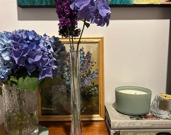 1970s Twisted Glass Bud Vase | Elephant Foot Design | Sleek Decorative Piece | 28cm Tall