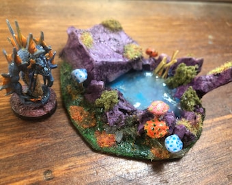 Miniature Warcraft Diorama (includes figure!),  Scatter Terrain  ,  for display or use in tabletop gaming + roleplaying