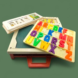 Pupitre de jeux Fisher Price School Days Desk 1972