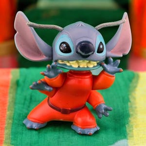 リロ＆スティッチ ボブルヘッドフィギュア – マクドナルド ハッピー