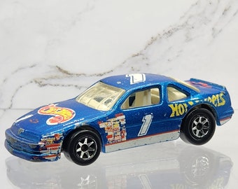 ミニカー 90s y2k hotwheels nascar Lot 22 Vintage 1990s Y2K NASCAR Hot Wheels Collab Bundle