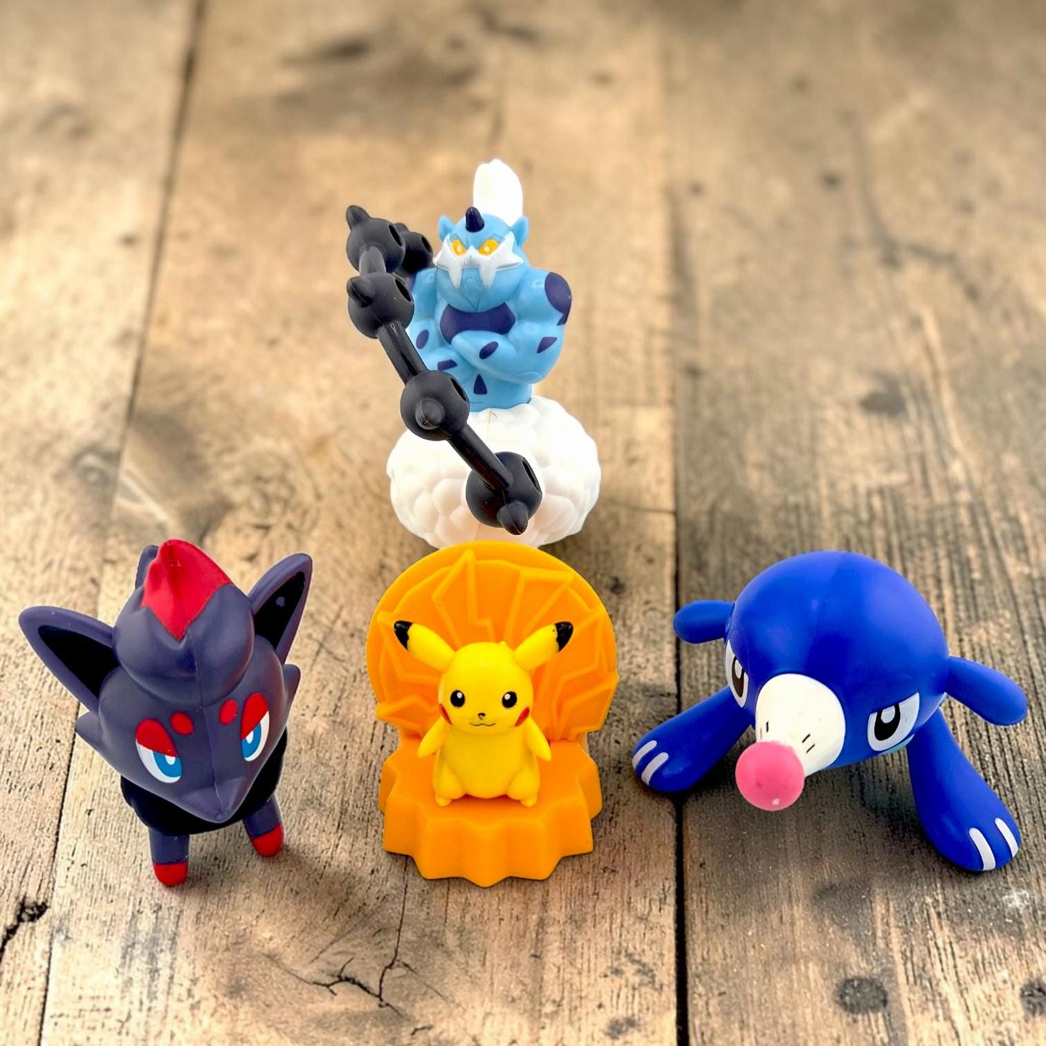 ポケモンフィギュアセット ピカチュウ ゾロア アシマリ ボルトロス