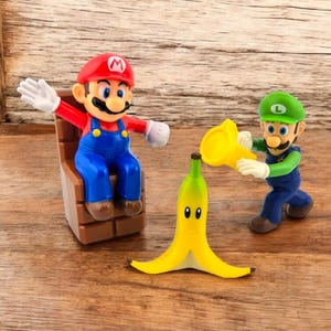 Nintendo Mario Spielzeug – McDonald’s Happy Meal Mario Luigi oder Jakks Banane – Tortenaufsatz – Retro-Videospielfiguren – Du hast die Wahl