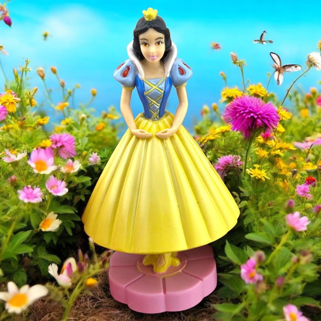 ディズニープリンセスフィギュアセット – オーロラ、ベル、シンデレラ
