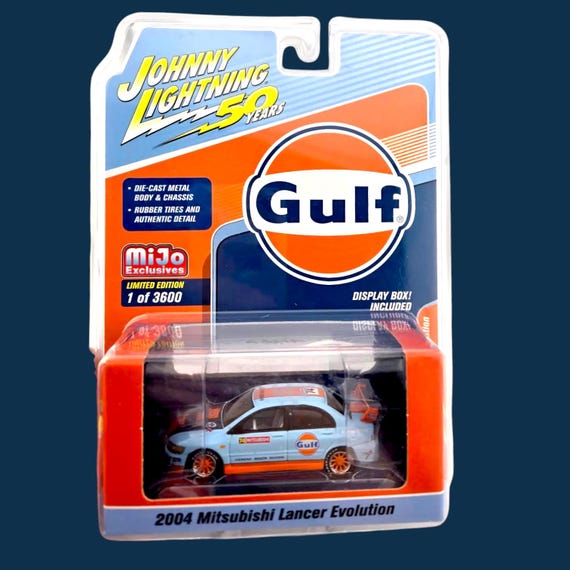 Johnny Lightning 2004 Mitsubishi Lancer Evolution Diecast 1:64