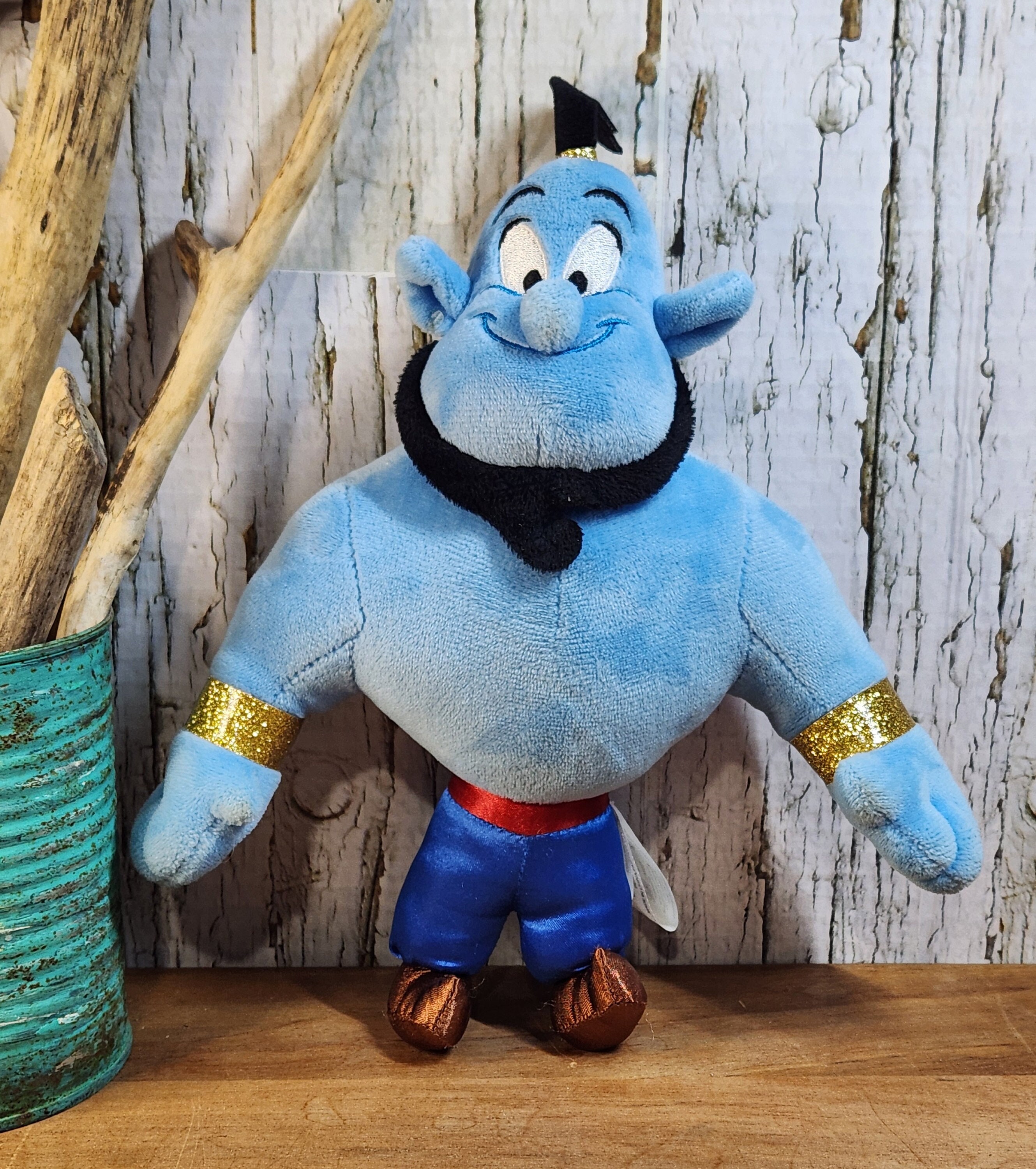 Peluches coleccionables DISNEYS ALADDIN Genio 24 cm Raros porque