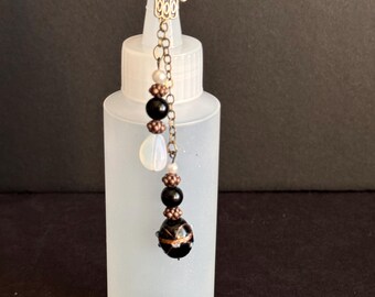 Black and Bronze Jeweled Glue Stopper