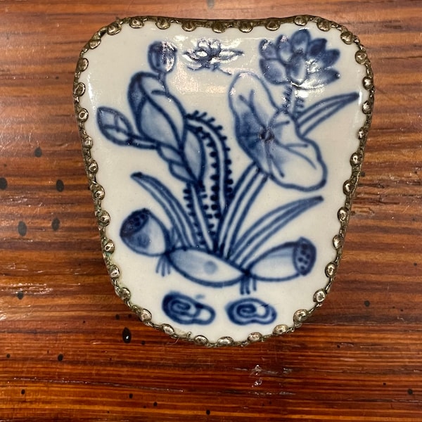 Pretty Vintage Small Blue and White Chinese Snuff Trinket Pill Box Ceramic and Scrolled Tin