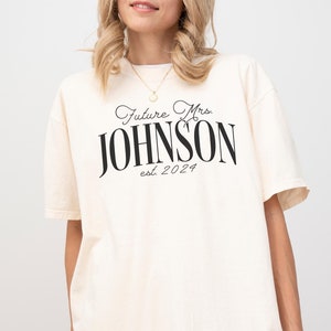 Custom Future Mrs Shirt, Engagement Gift, Personalized Bride To Be, Fiance Shirt, Bridal Shower Gift,  Newly Engaged, Couples Gift